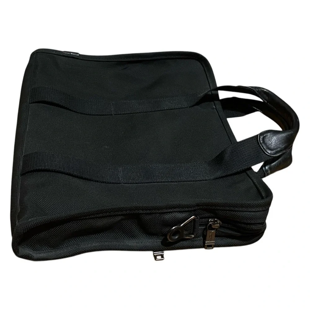 TUMI Black Business Bag 26001D4 Authentic Briefcase Laptop Carrier Luggage